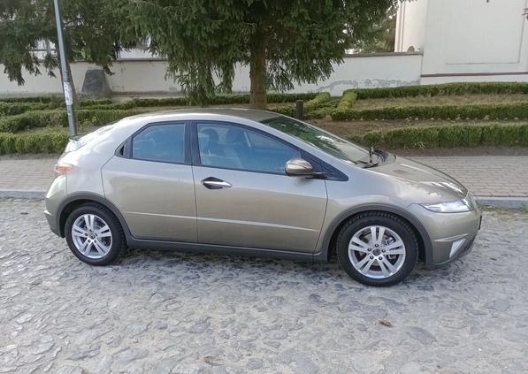 Honda Civic cena 23999 przebieg: 200000, rok produkcji 2008 z Pruchnik małe 631